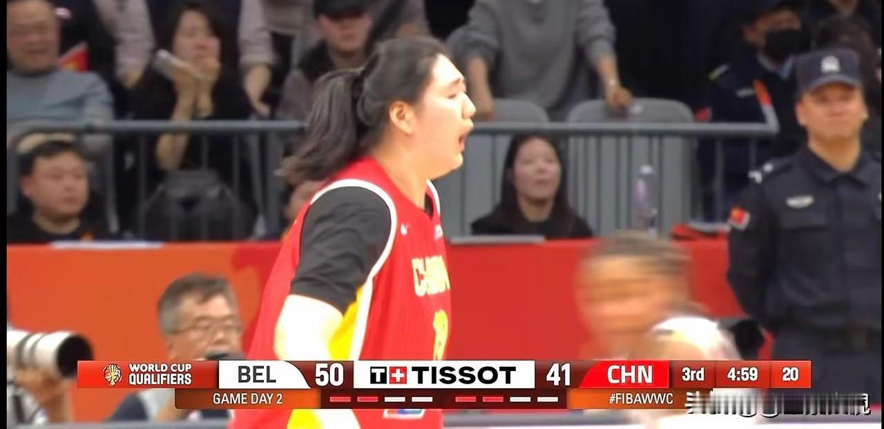 女篮世界杯预选赛武汉小组赛中国与比利时的比赛，关注度有史以来第一次这么高。
  