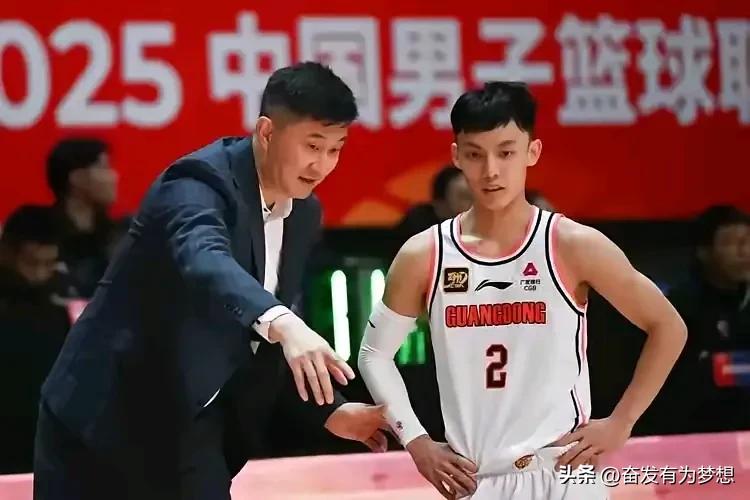 今晚对阵辽宁队，广东队可以检验4个“目标”:

1.检验外援伯克能力，伯克的能力