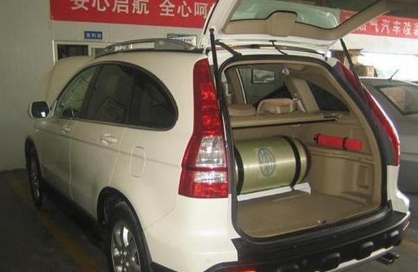 混动车“当道”的时代，“油改气”划算吗？车主详细算了一笔账
随着环保意识的日益增