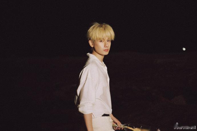 曝胡先煦十日终焉第一季只有一天戏份曝胡先煦第一季只有一天戏份 曝胡先煦第一季只有