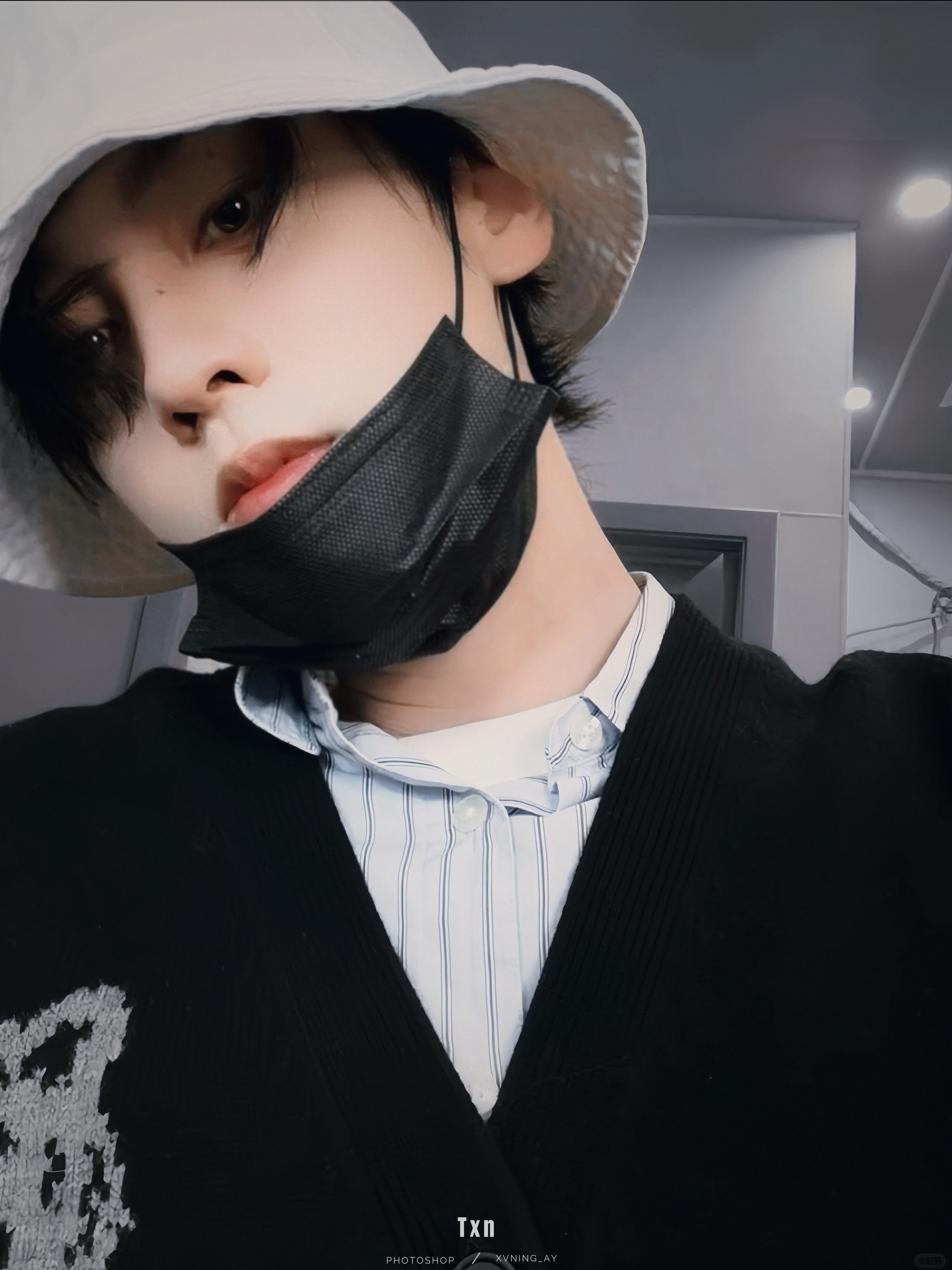 我只能说每个角度都完美好吗👌🏻田栩宁对镜自拍live图营业