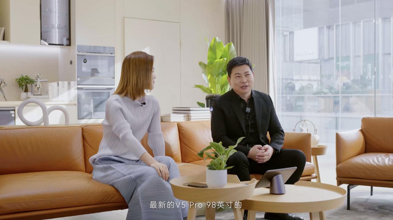 华为的创新实力有多强？电视作为如今“家庭地位”极低的电子产品，硬是被华为的创新技