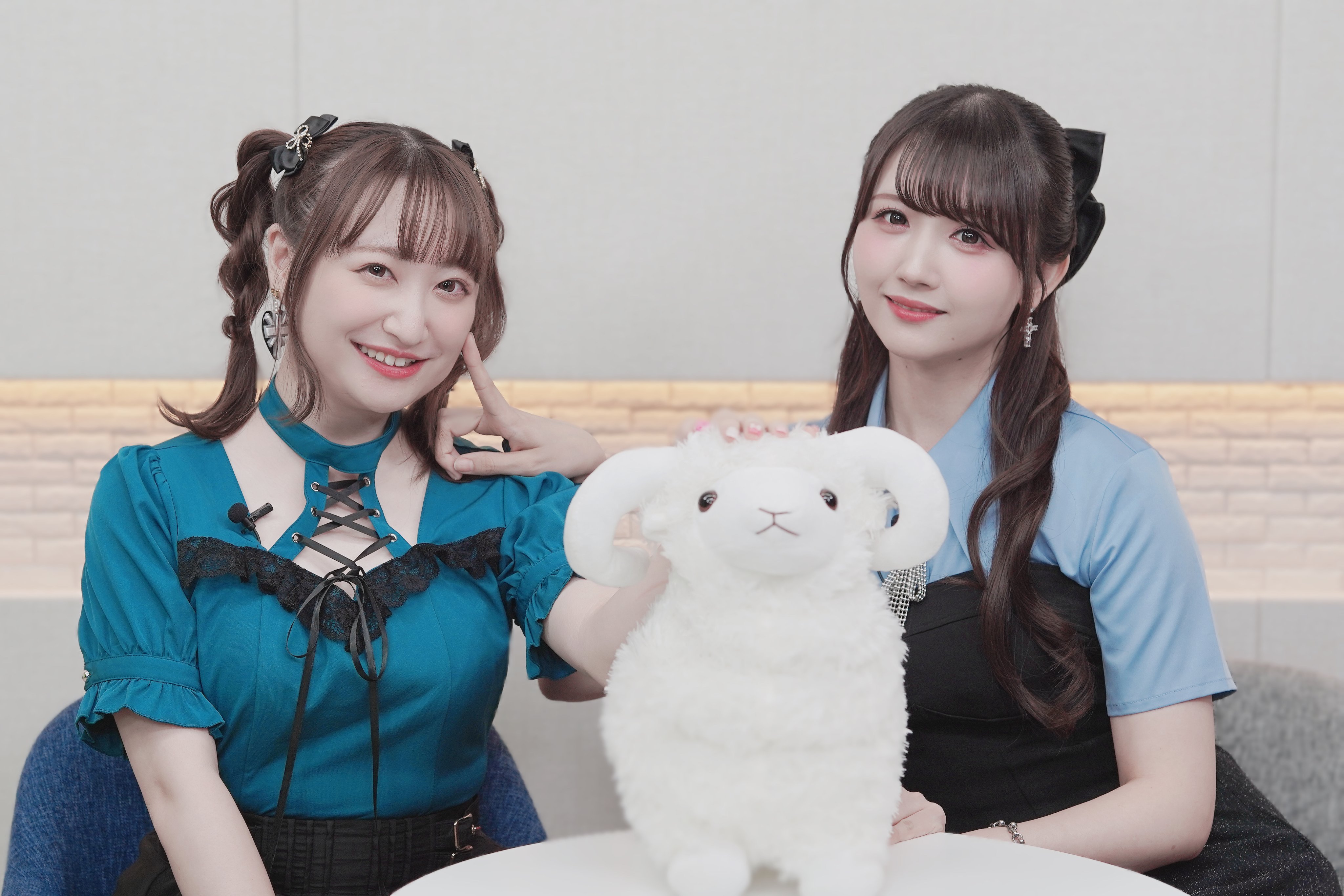 高尾奏音冈田梦以