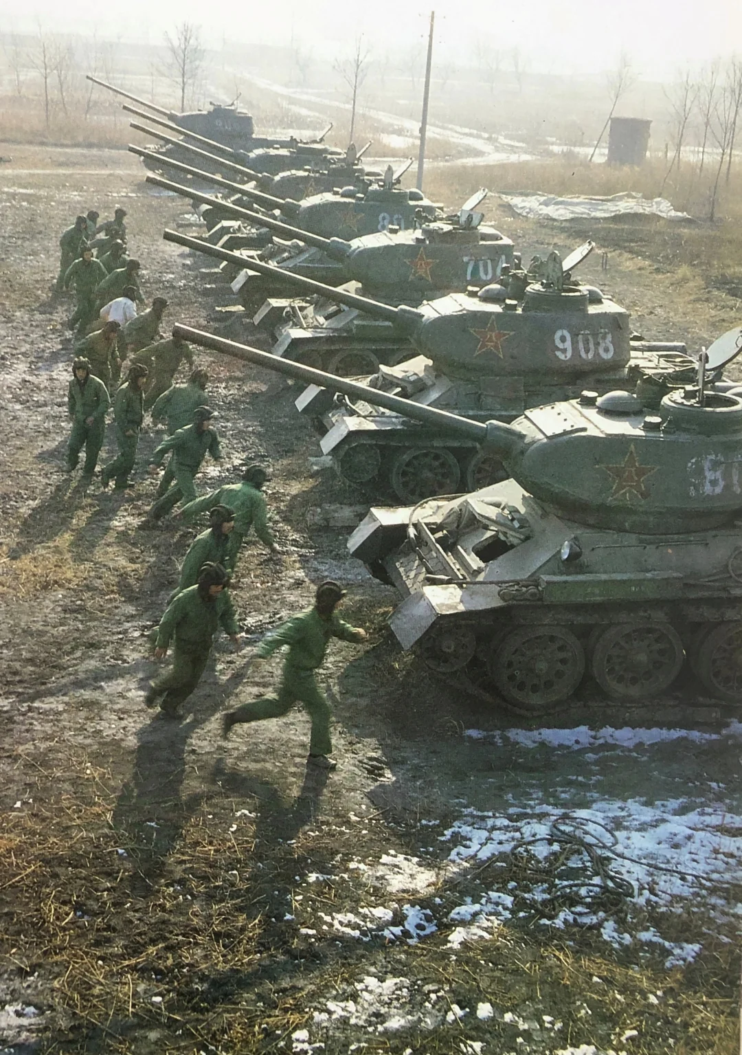 90年代，预备役使用的T34/85坦克