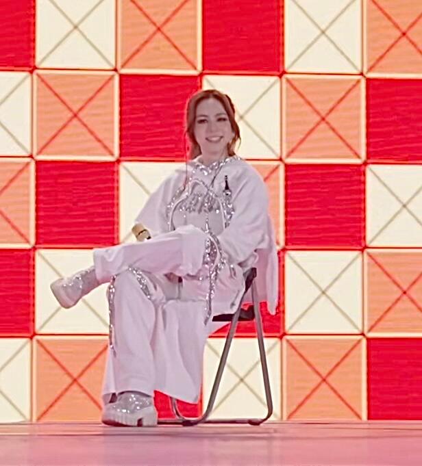 橘子福利社 🍊的新年n连抽奖福利第二弹：邓紫棋签名橘子玩偶（假装有图版）😘?