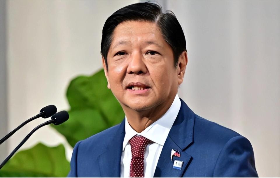 有点难，菲律宾政坛有亲美派和亲华派之分，现总统马科斯就是亲美派，其对华政策防硬而