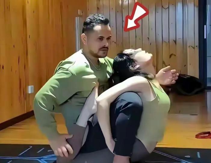 真的细思极恐！


郑州无数女性信任了整整8年的印度瑜伽外教，温柔耐心、专业正统