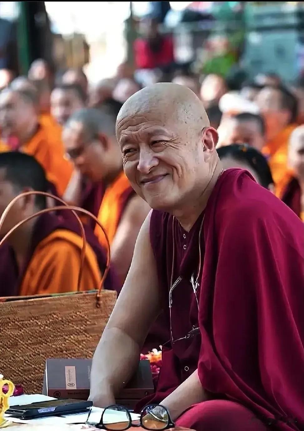 宗萨钦哲仁波切说：“除了你的心，没有谁能真正打扰你，当你驯服了内在的仇恨，会发现