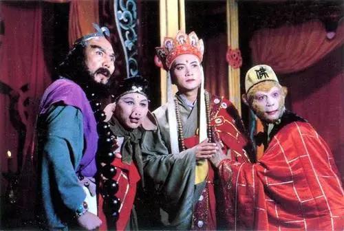 1982年，许镜清突然接到特别重要的任务，给《西游记》作曲，而此时的许镜清是几多