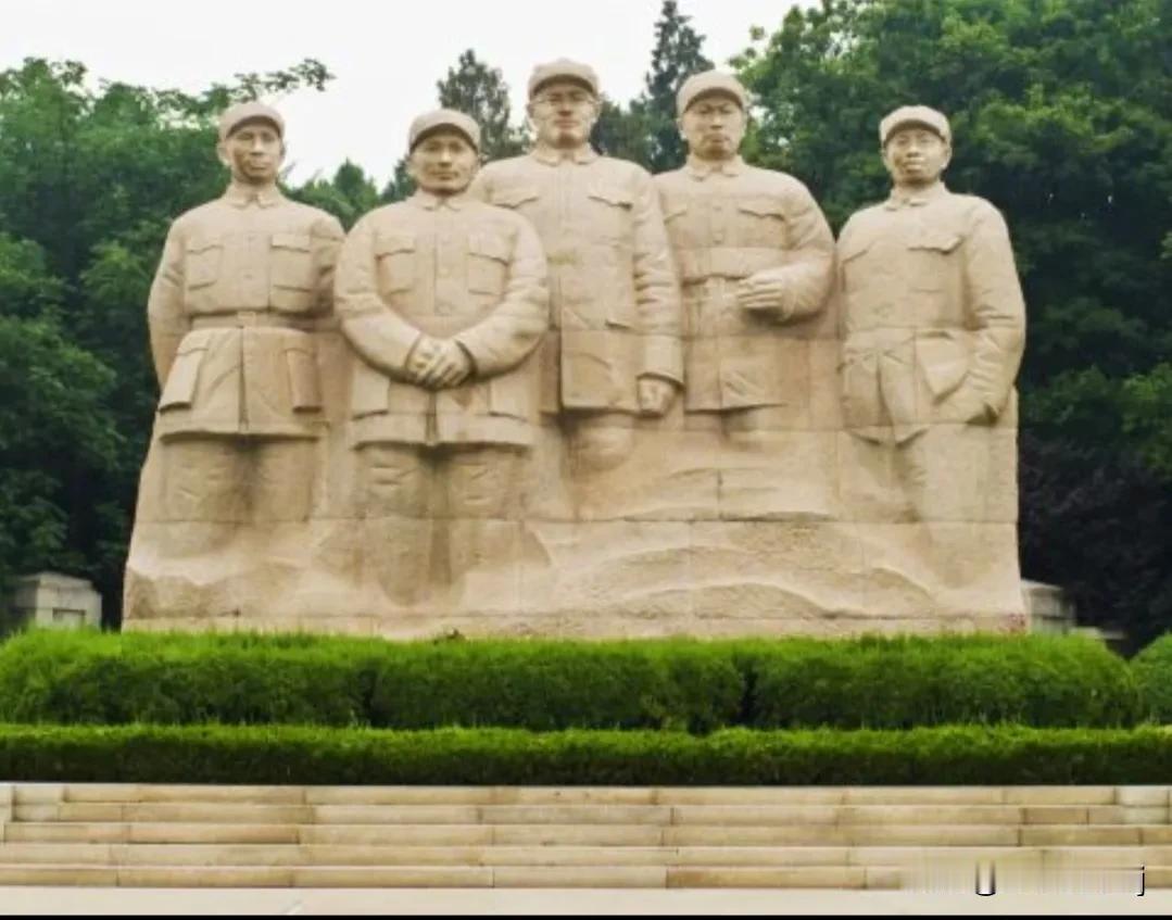 这五人都是谁？为什么要把他们五人放一块儿？
谁知道的解释一下！