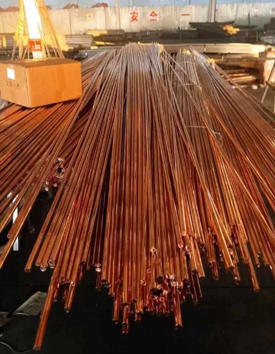 咱们现在最大的软肋不是芯片，而是铜。很多人都不知道“铜”对现代工业有多么重要，铜