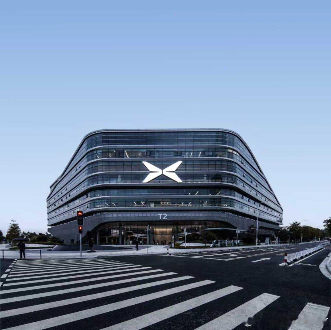 小鹏科技日来！一镜到底带你tour小鹏新总部！位于广州天河智慧城的小鹏科技园，占