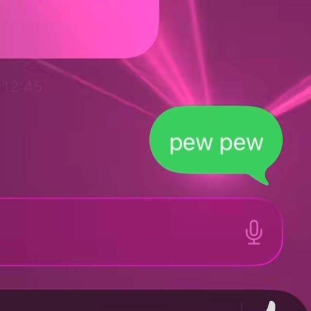 iPhone短信隐藏彩蛋看到这个彩蛋的第一时间，我想到的是山东蹦迪高速。[二哈]