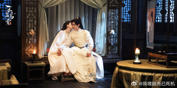 于正发两部剧cp剧照玉茗茶骨娜扎侯明昊吻戏 玉茗茶骨娜扎侯明昊吻戏，于正发两部剧