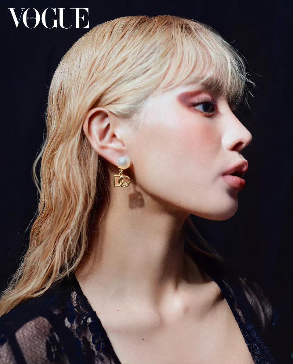 NATTY、JULIE VOGUE KOREA November 2025.11