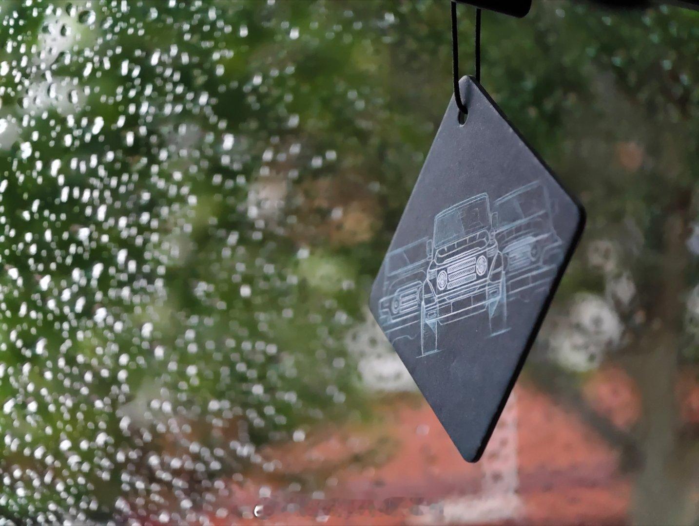 下雨天，在家睡觉不好嘛，还得出来搬砖[doge]我与汽车的日常  ​​​