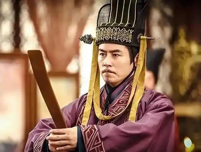 李泌装神弄鬼：道门权谋
      756年，李泌为了辅助唐肃宗稳固皇权，施展了