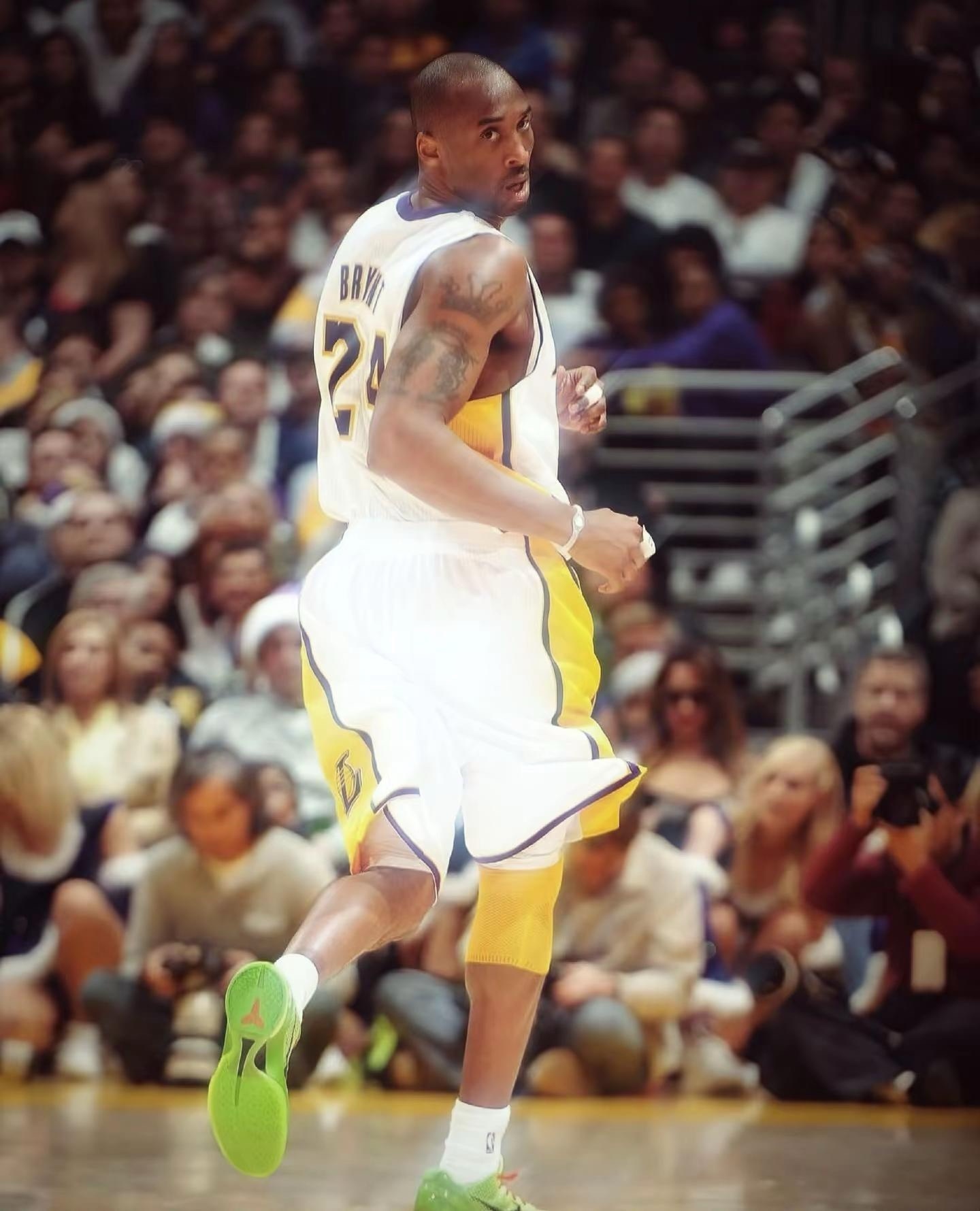 世界上最好的保鲜， 就是不断进步， 努力让自己成为更好的人， 这比什么都重要！晚