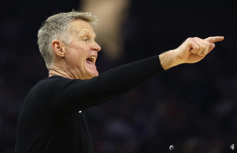 今天，勇士主教练科尔参加了湾区电台节目《Willard & Dibs》。谈到自己