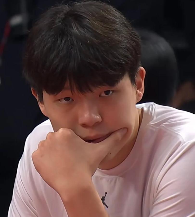 场均5.8分钟！杨瀚森NBA生涯首次被DNP，难道会沦为吉祥物？

开拓者内线人