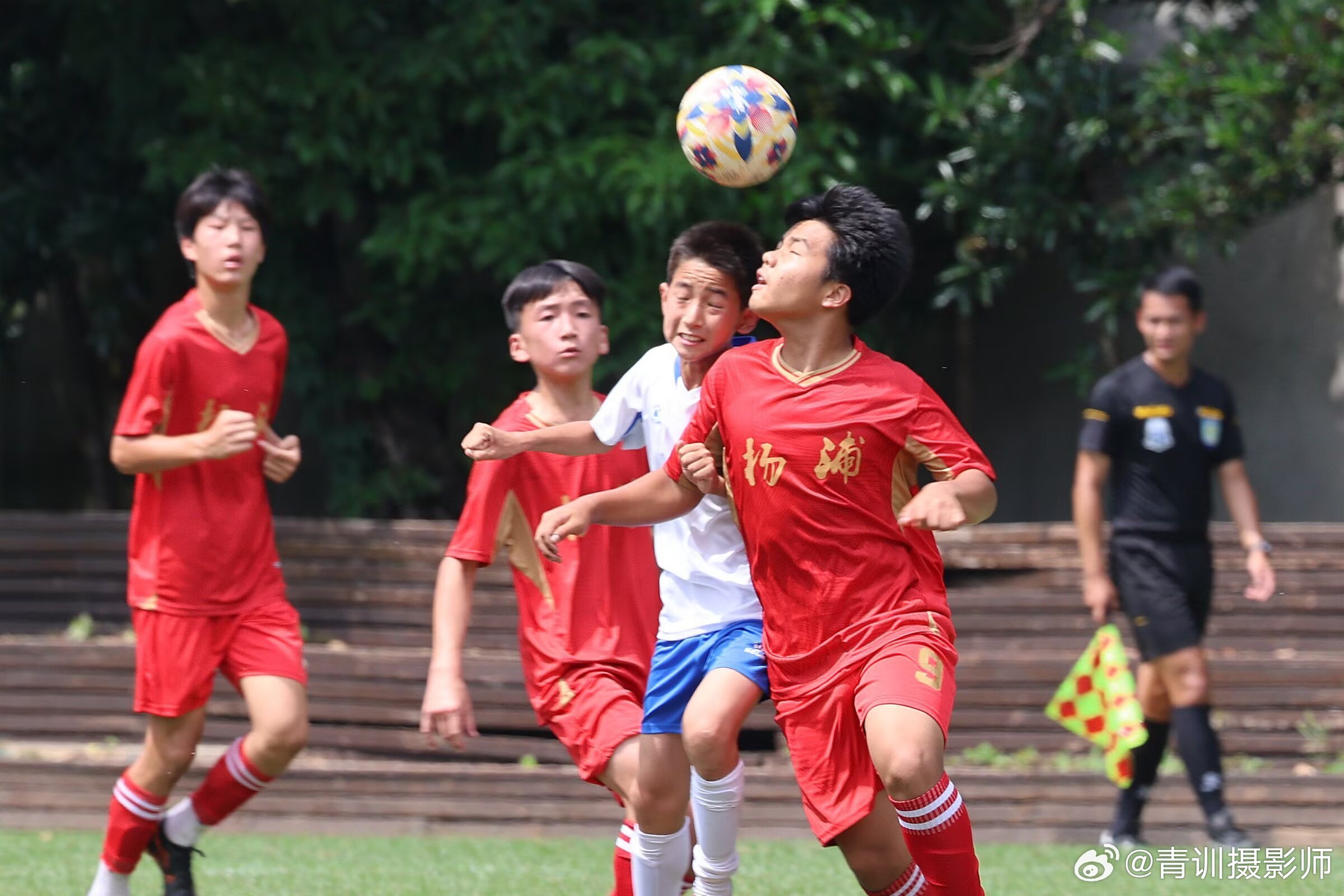 北京时间6月7日，2026 年 “卡尔美杯” 上海市青少年足球锦标赛男子丙组八强