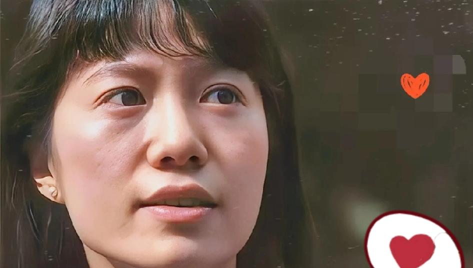请放过翁帆吧！别再用“善待”的名义，打扰她的孤独了。
 
杨老走后，她哪是什么“