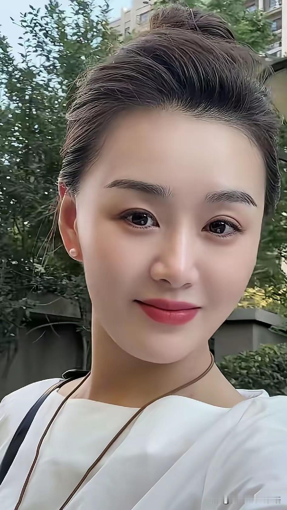 结婚找对象，颜值并非最重要

在当今社会，颜值常被赋予过高权重，但将其视为结婚找