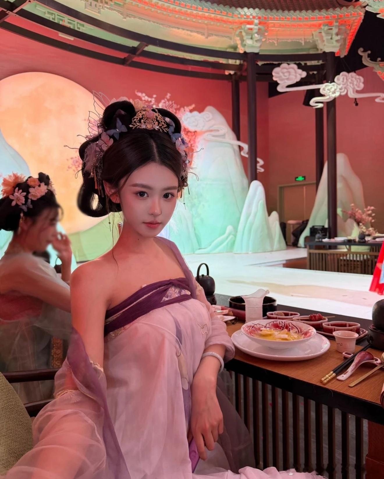 每天早起打卡正经又好看的小伙伴们早鸭 