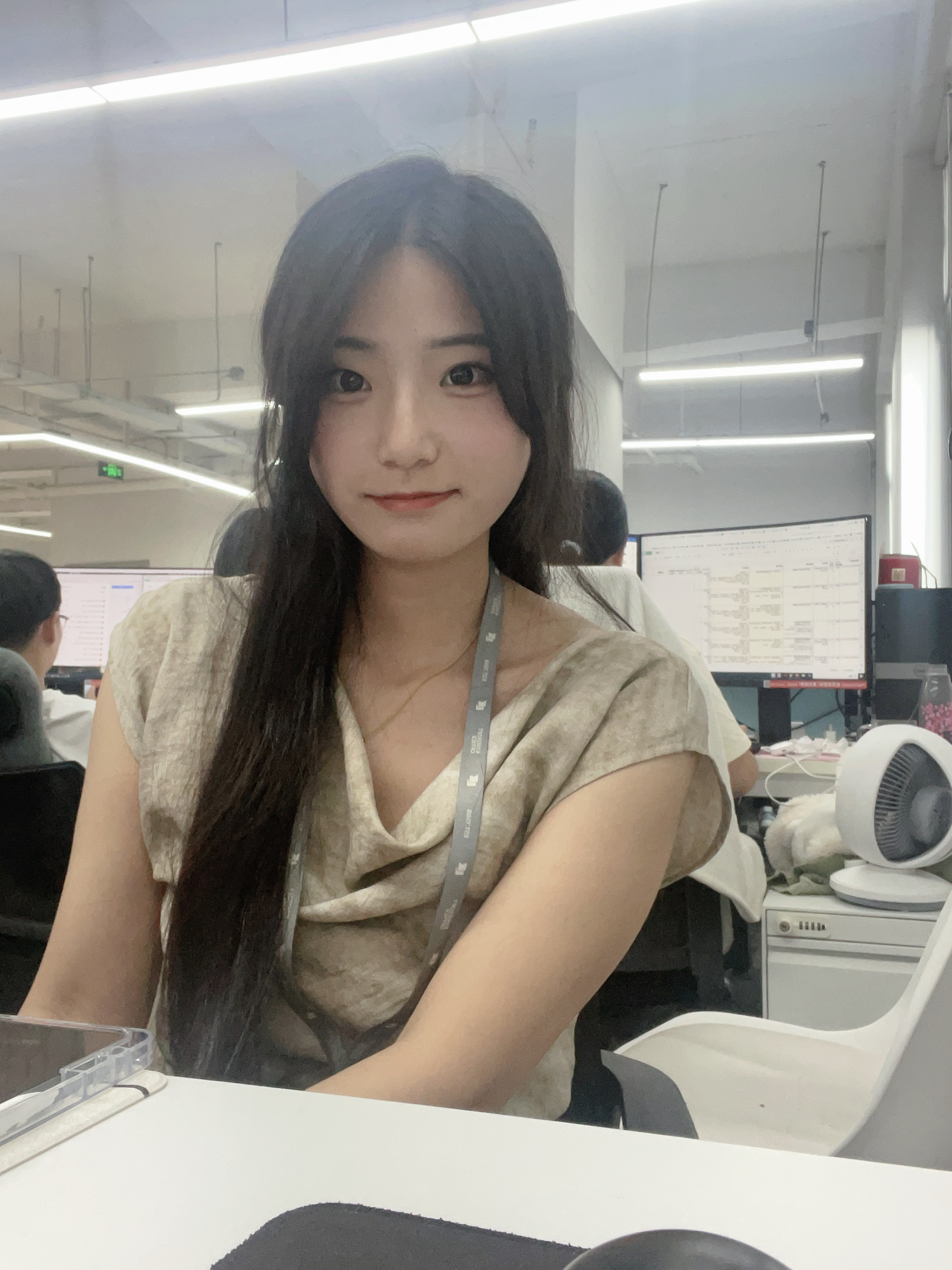 叮🔔，数着时间要下班咯 