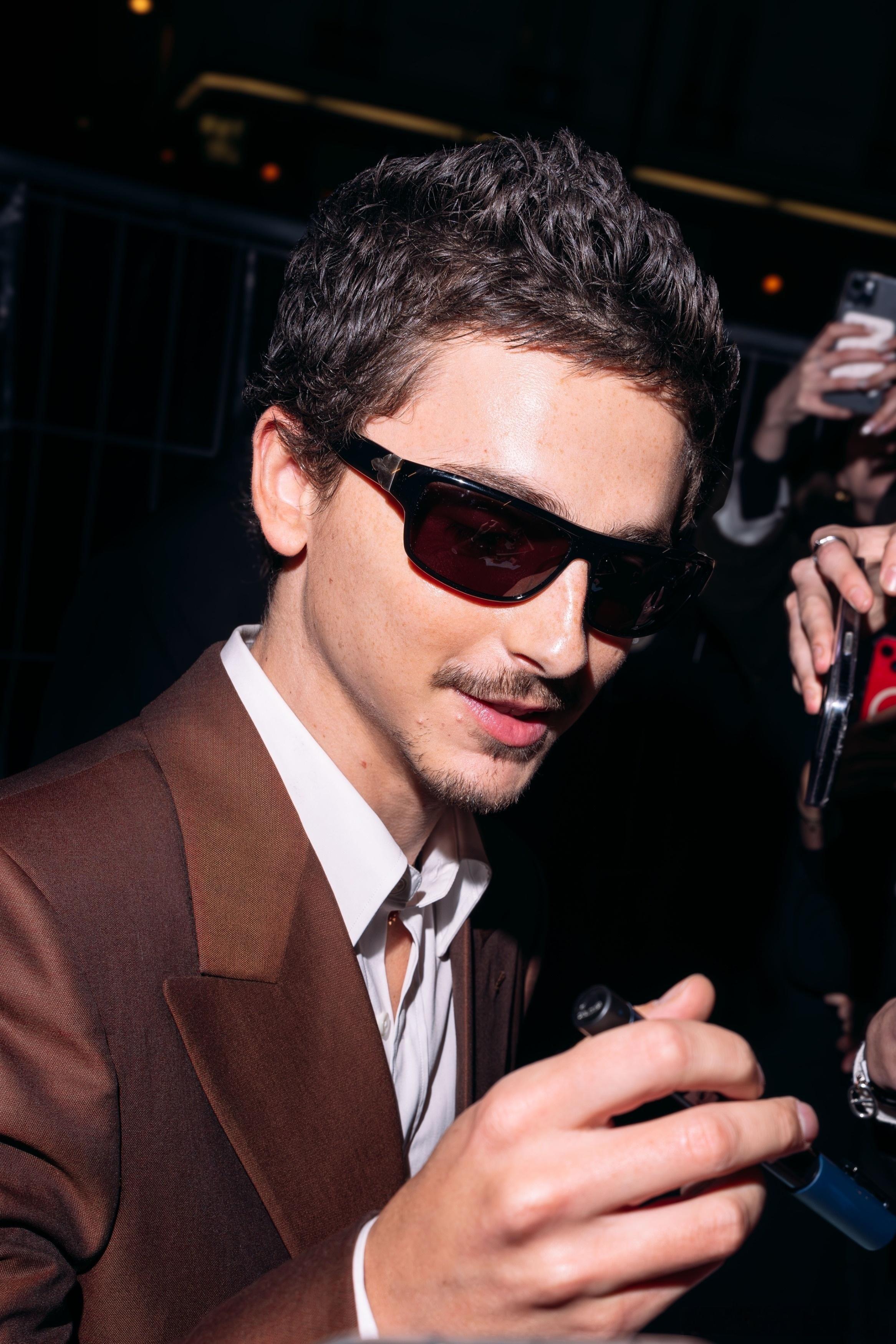 《至尊马蒂》巴黎首映式上的提莫西·查拉梅 