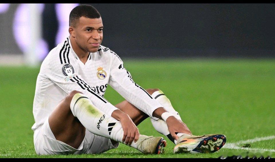 12月10日讯 西班牙记者Álvaro Esteban消息，阿隆索昨天未公布苟安