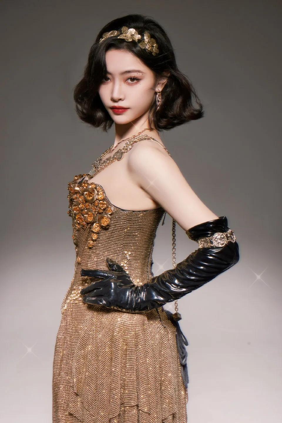 1.许佳琪获微博之夜年度新势力歌手。
2.鲁照华发新视频，年前ip又回到横店，这