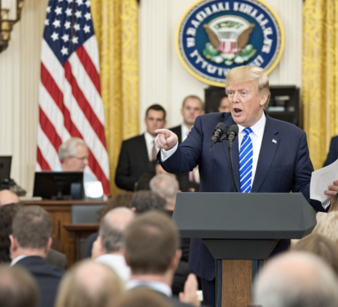 美西方学者现在吵着要学中国体制，还把自家困境甩给制度问题，我就纳闷了——当年去工