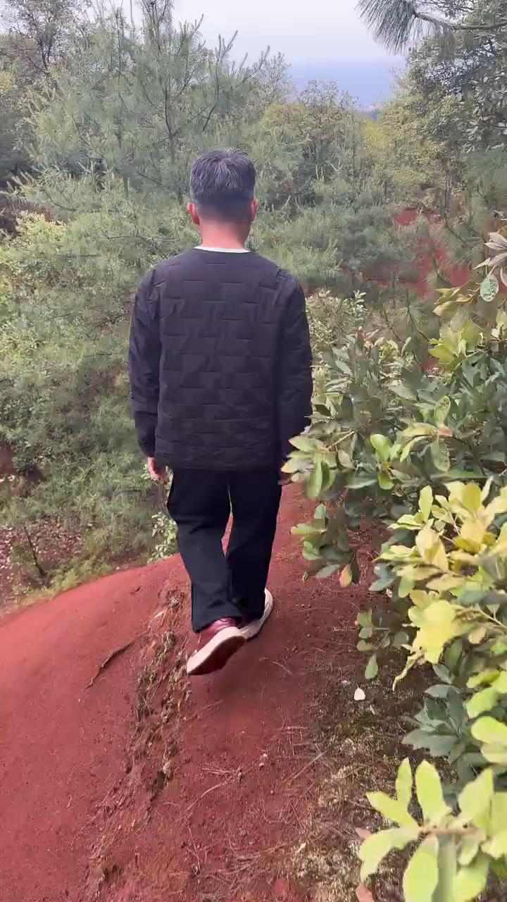 哥哥。