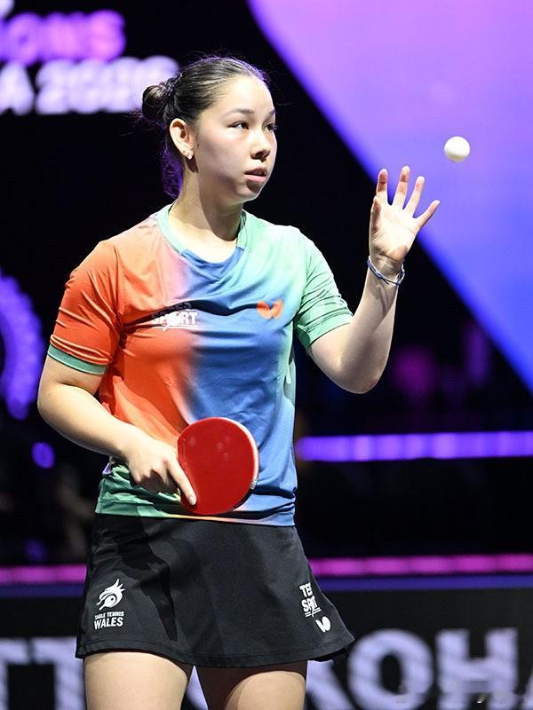 出战 2026WTT 横滨冠军赛的两位年轻女选手：赫西（威尔士🏴󠁧󠁢󠁷?