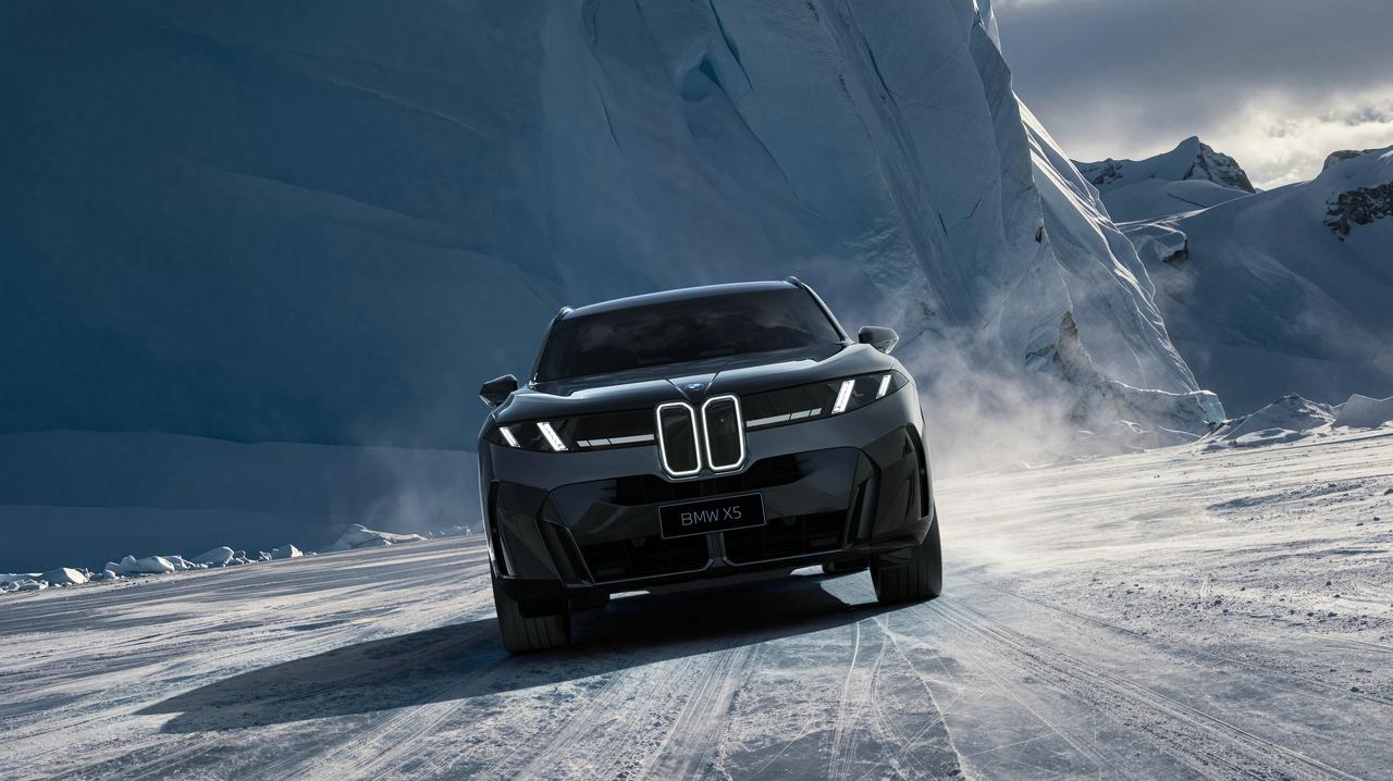 全新一代国产BMW X5来袭，燃油、纯电双版本同步2027年登录中国市场。
燃油