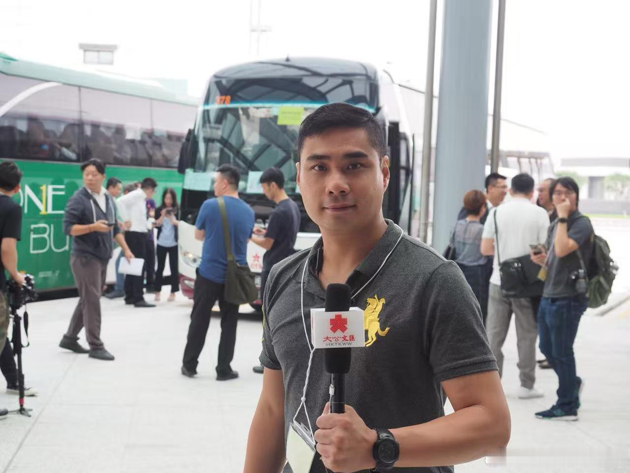 本台總編輯大彬當年採訪港珠澳大橋開通！香港粤港澳大湾区我也支持香港警察正能量身边