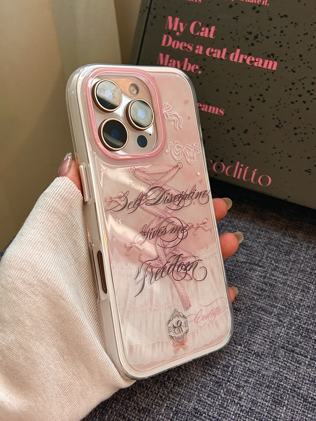 很喜欢的少女心氛围感芭蕾风二合一手机壳！！