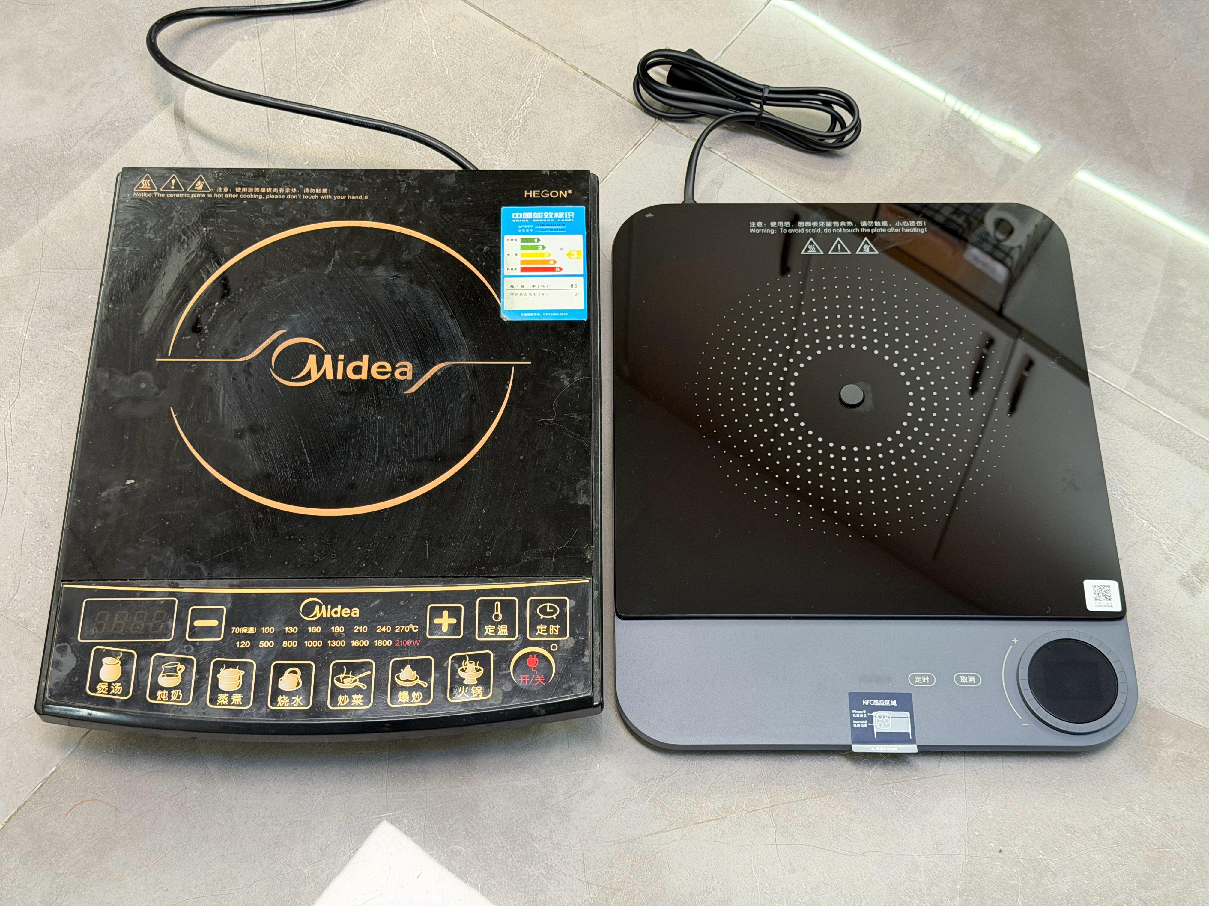 米家这个电磁炉，薄得过分了，这才叫Air。 