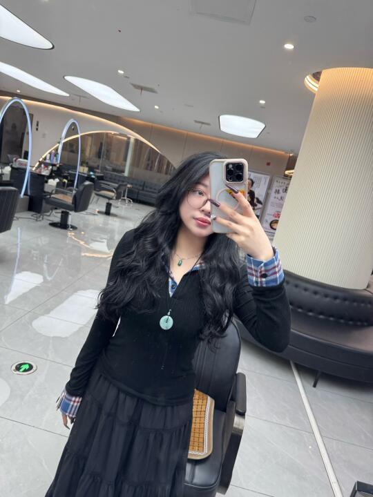这条裙子真的很好看呀！🖤