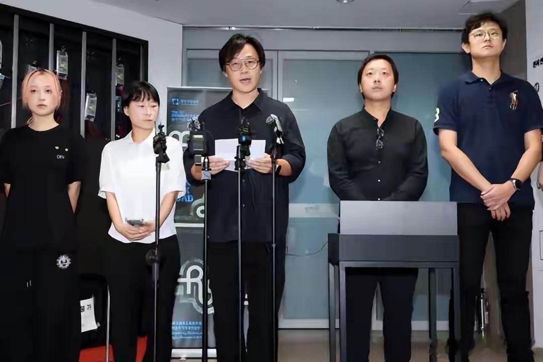 韩方拒换涉台标牌，中方开幕前断然撤展，光说道歉已经不管用了9月3日，距离第16届