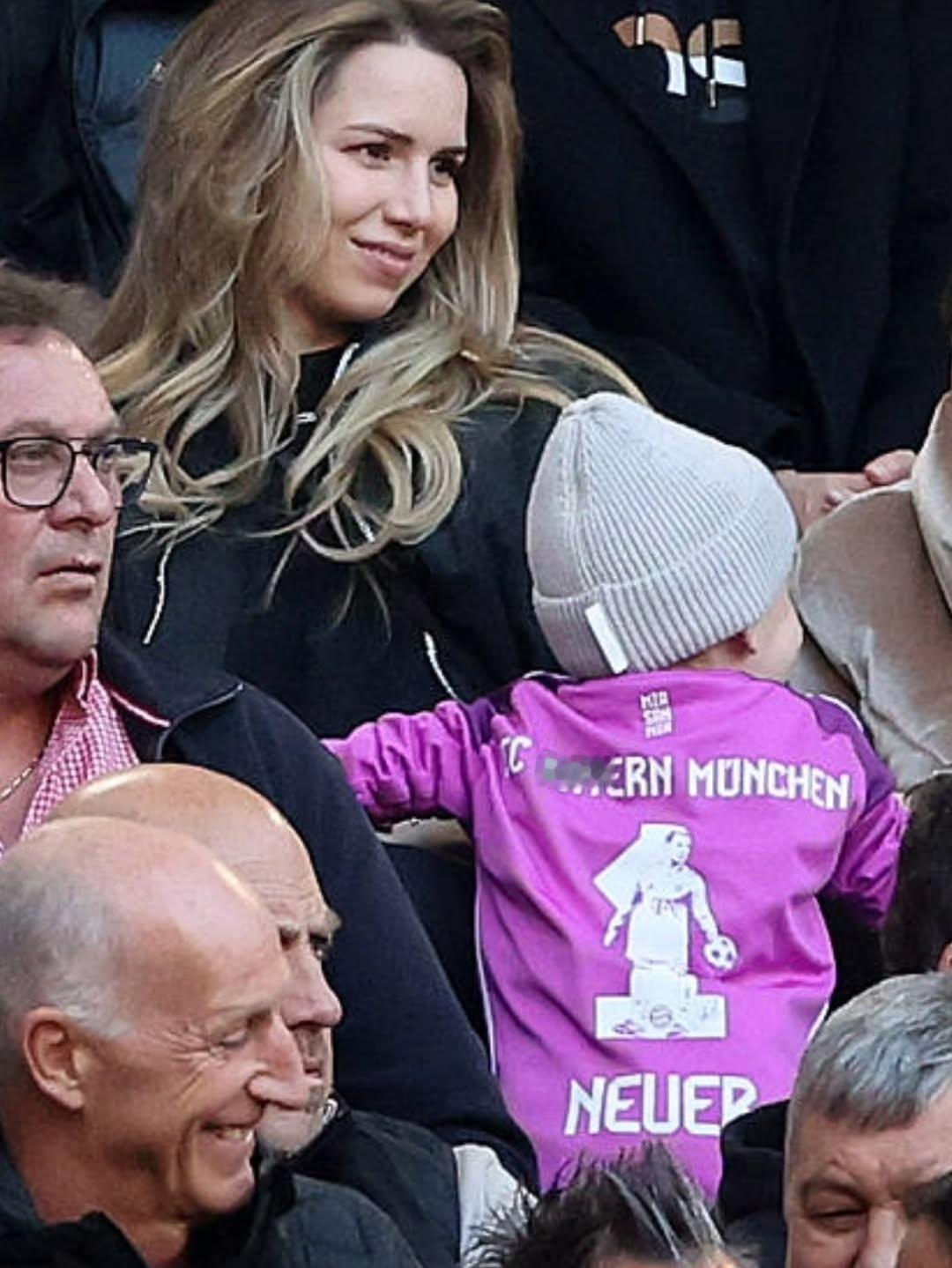 蜡笔小新脸颊攻击