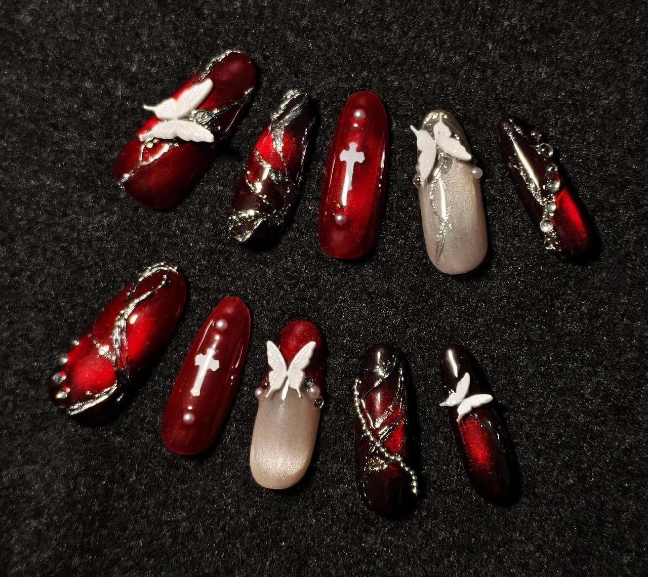 红薏仁的手指。印象痛甲！vd上可以shopping穿戴甲 佣兵