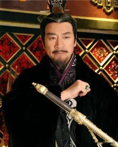 桑弘羊是汉武帝的钱袋子，13岁当太子伴读，帮皇帝搂钱，盐铁官营、均输法搞得国库满