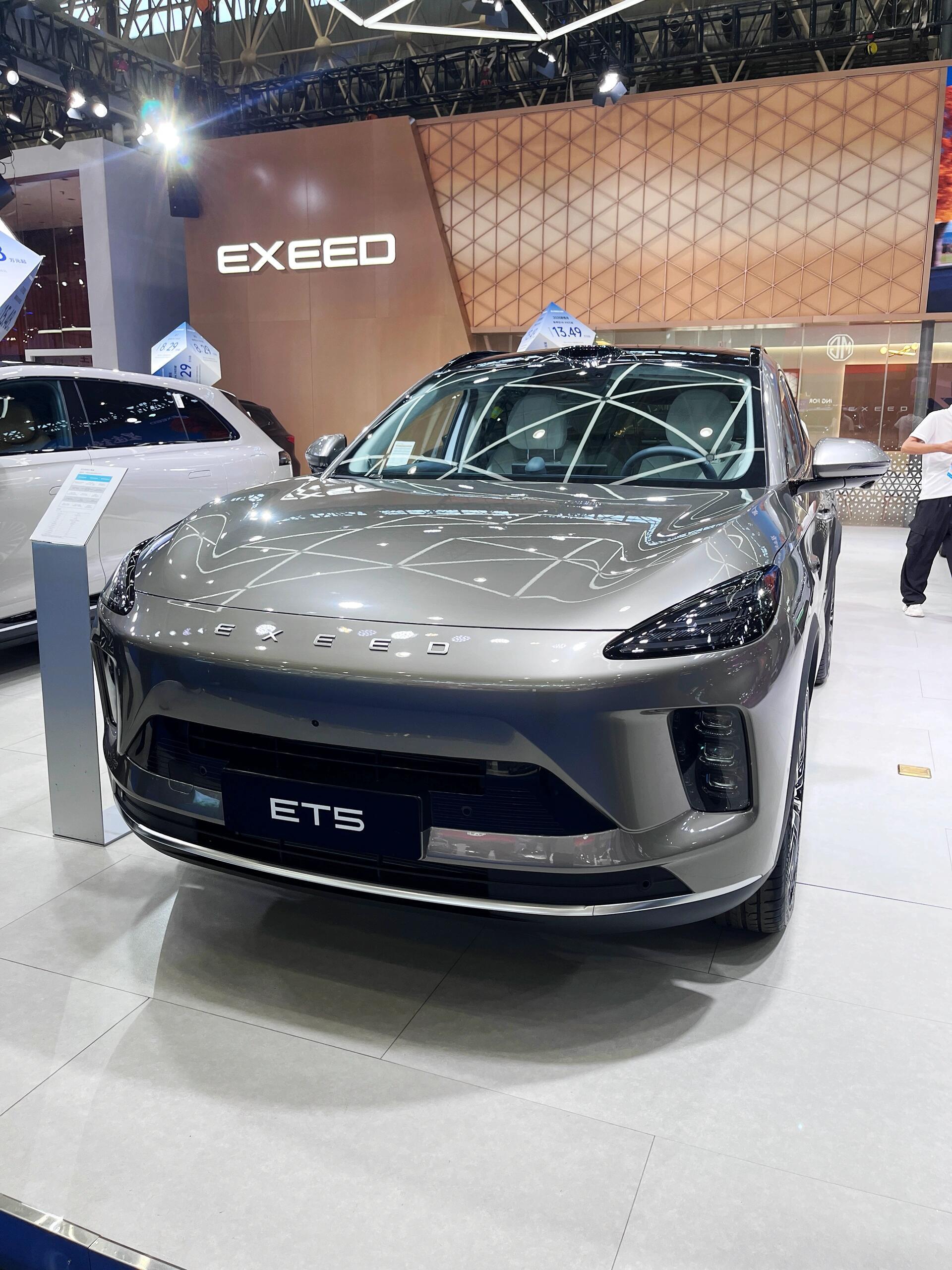 星途ET5这续航真顶，综合能跑1300多公里，跑长途基本不用慌。智能驾驶系统像个