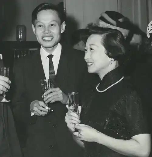 1973年，杜致礼对周总理说，“大陆什么都好，就是重男轻女，杨振宁是安徽人，酒宴