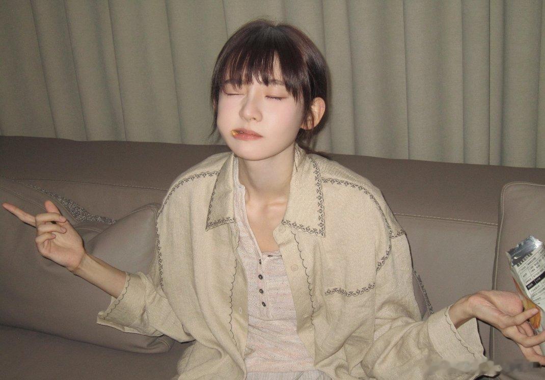 咋这么萌啊，甜妹 