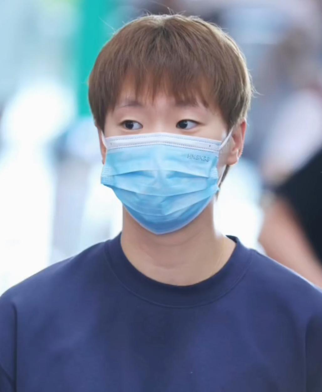 新加坡大满贯女单
四强全部产生
日乒女队全军覆没
1.孙颖莎
4-2击败早田希娜