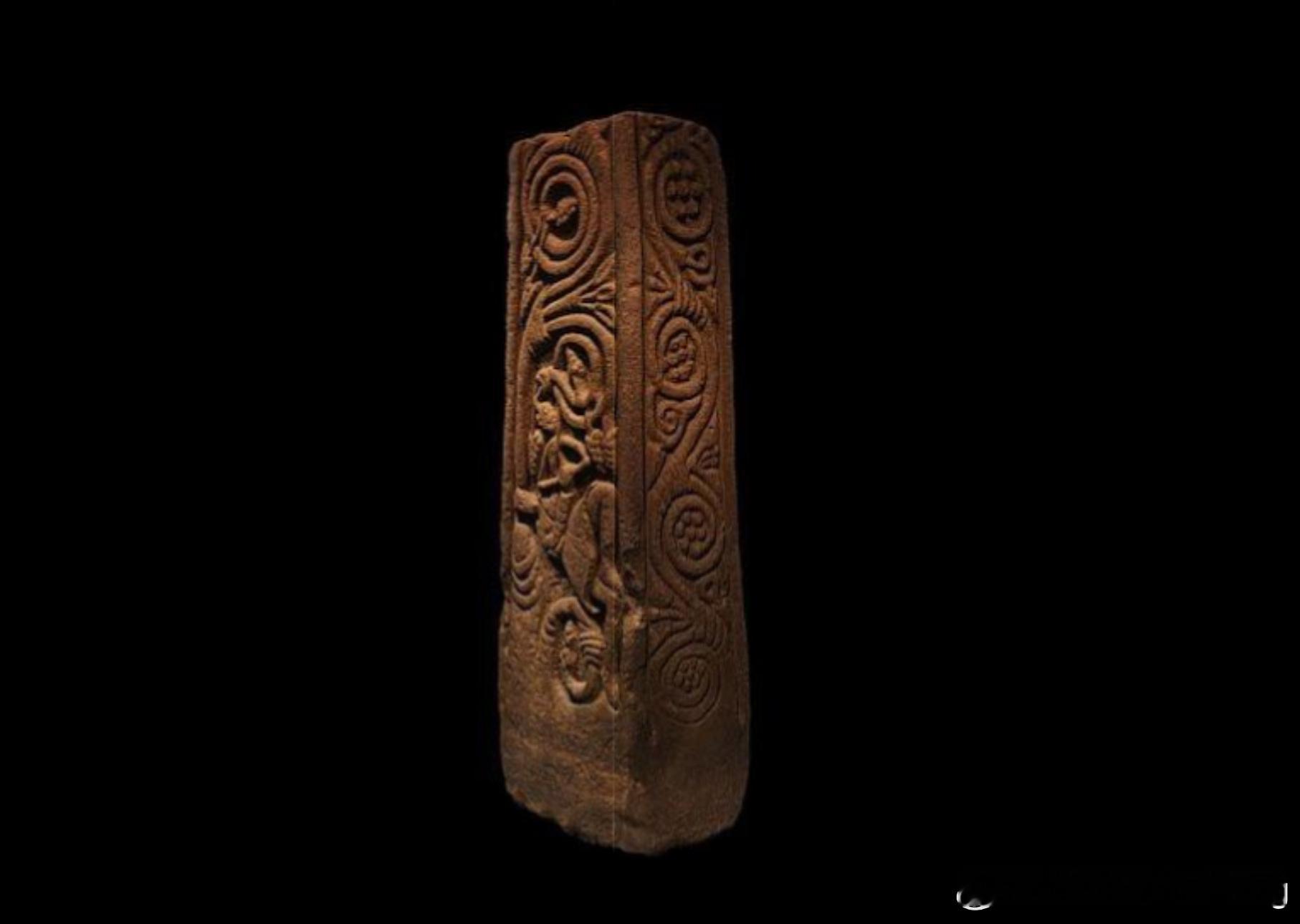 中世纪早期艺术  Early Medieval Art  谢菲尔德 十字架柱谢菲