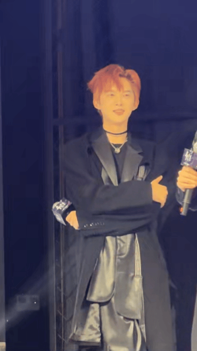 孙泽源临时工团宠王震球  异人之下被问到团宠是谁的时候大家不约而同的指了孙泽源，